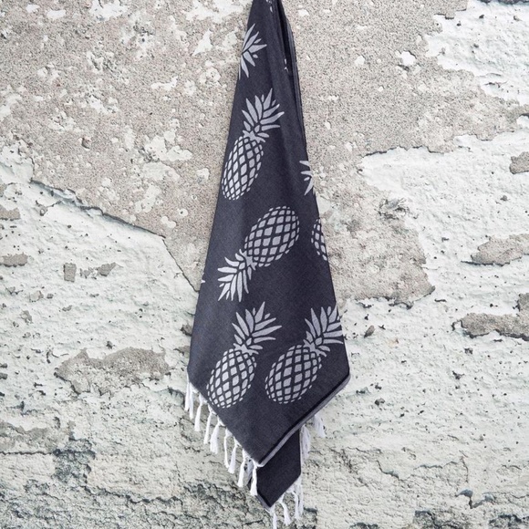 GoodMoodSwim // Turkish Beach Towel - Picture 1 of 6